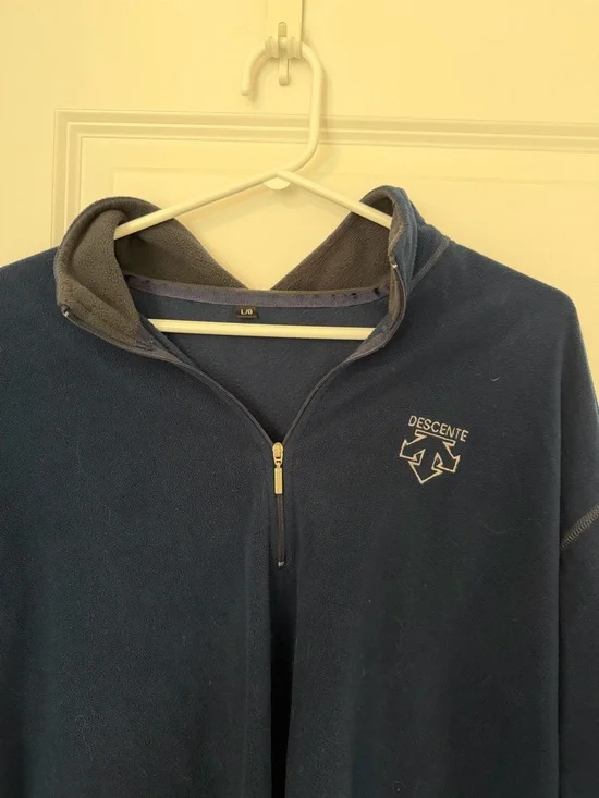 Descente Fleece - Picture 3 of 3